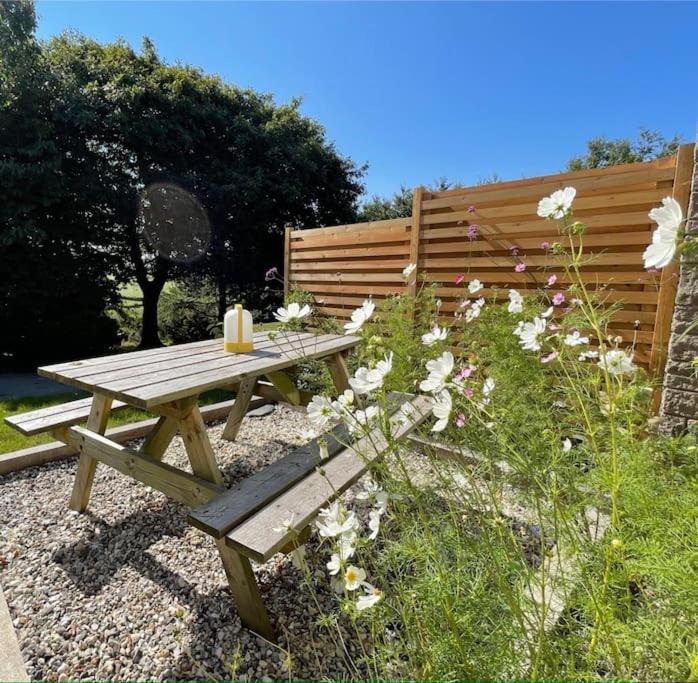 Shearwater, Moor And Sea Holidays, Lovely Tranquil Space Between Exmoor And The North Devon Coast Lynton Extérieur photo